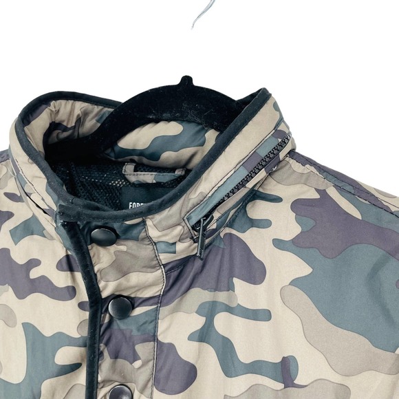 Forever 21 Mens Small Camo Print Packable Pullover Rain Jacket Hood in Collar - Picture 4 of 6